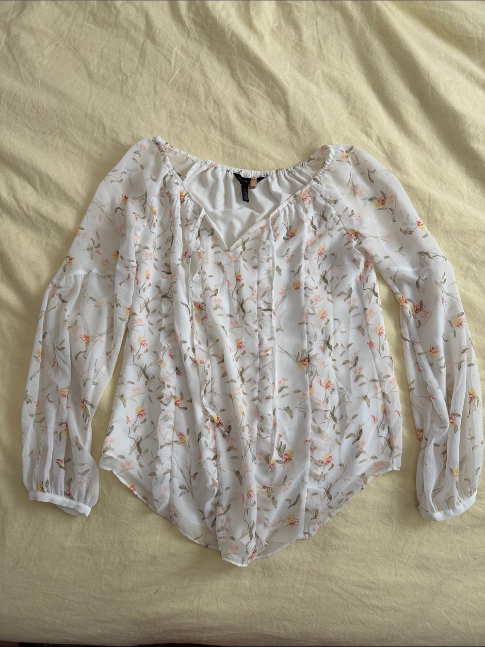 White House Black Market White Floral V-Neck Peasant Blouse